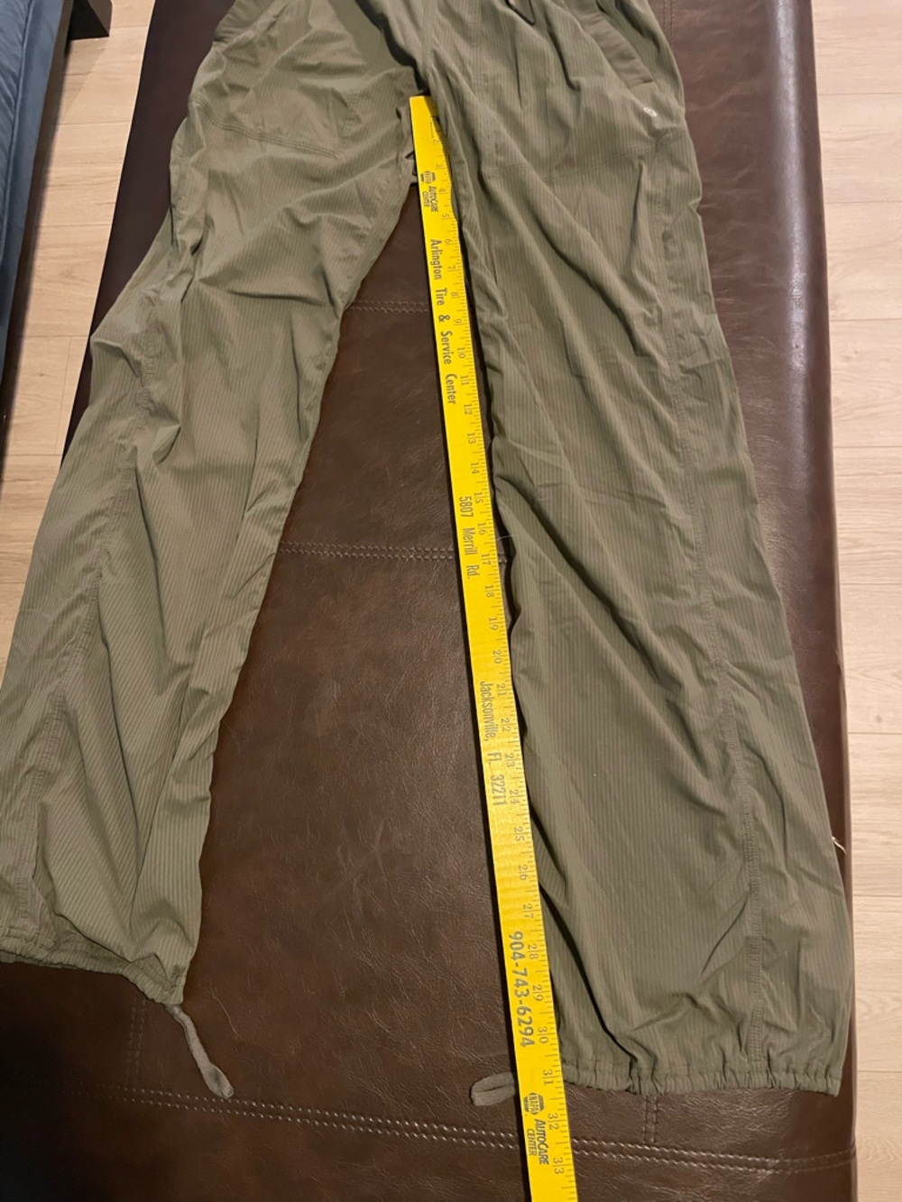 Lululemon Dance Studio Pants Green Size 2 Gorpcore Athleisure stretchy comfort - Picture 10 of 11